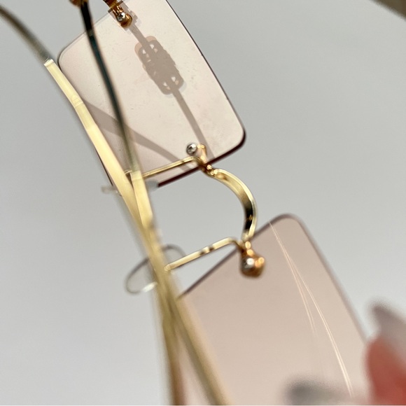 Y2K Peach Gold Square Rimless Sunglasses with generic case included - Picture 7 of 10